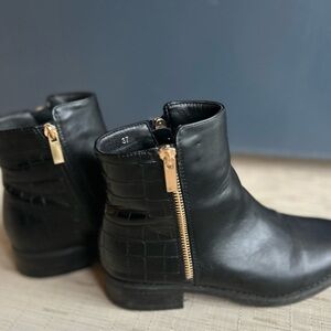 Brown’s B Coll Girls Leather & Faux Croc Booties